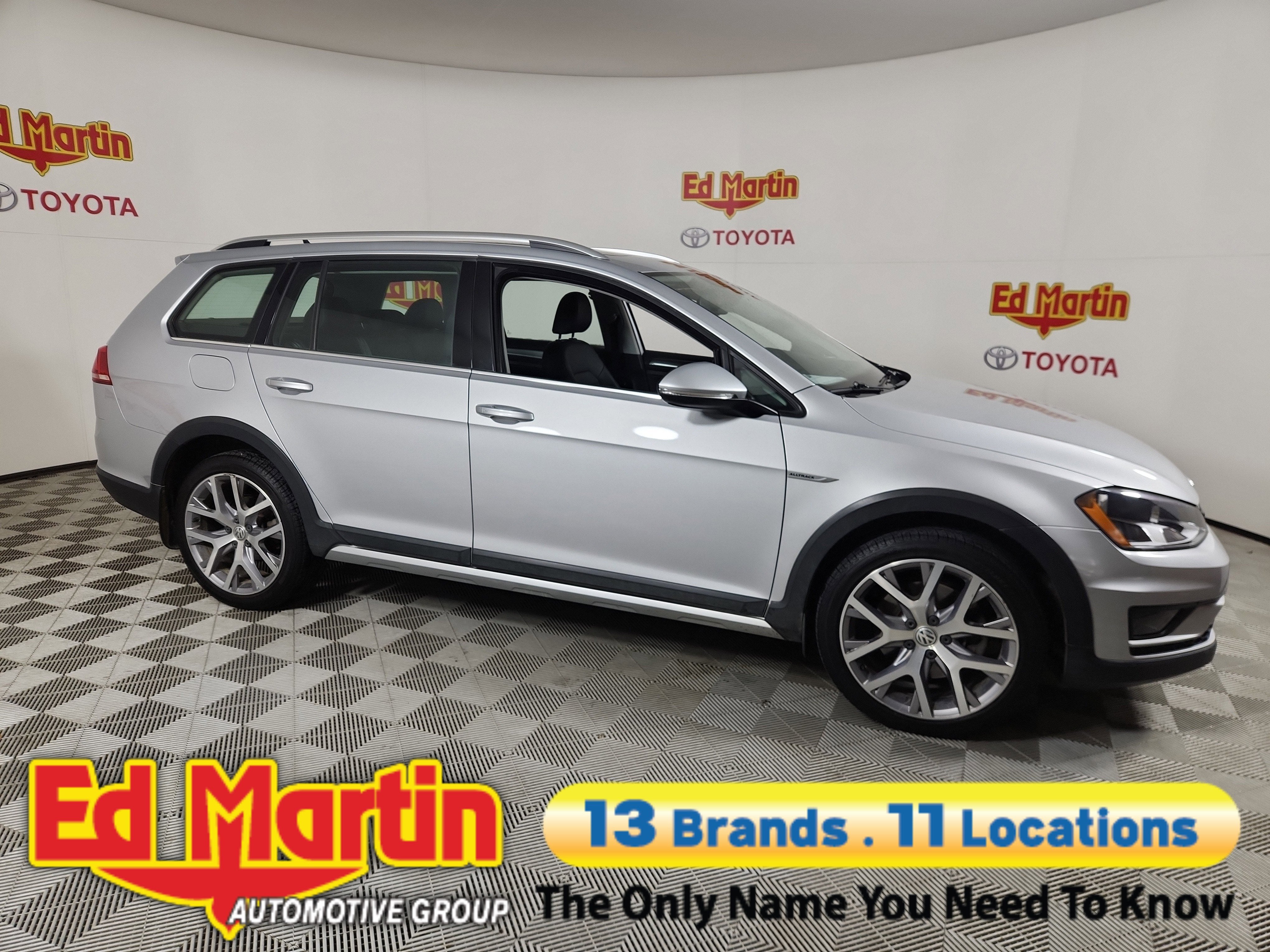 2017 Volkswagen Golf Alltrack Base