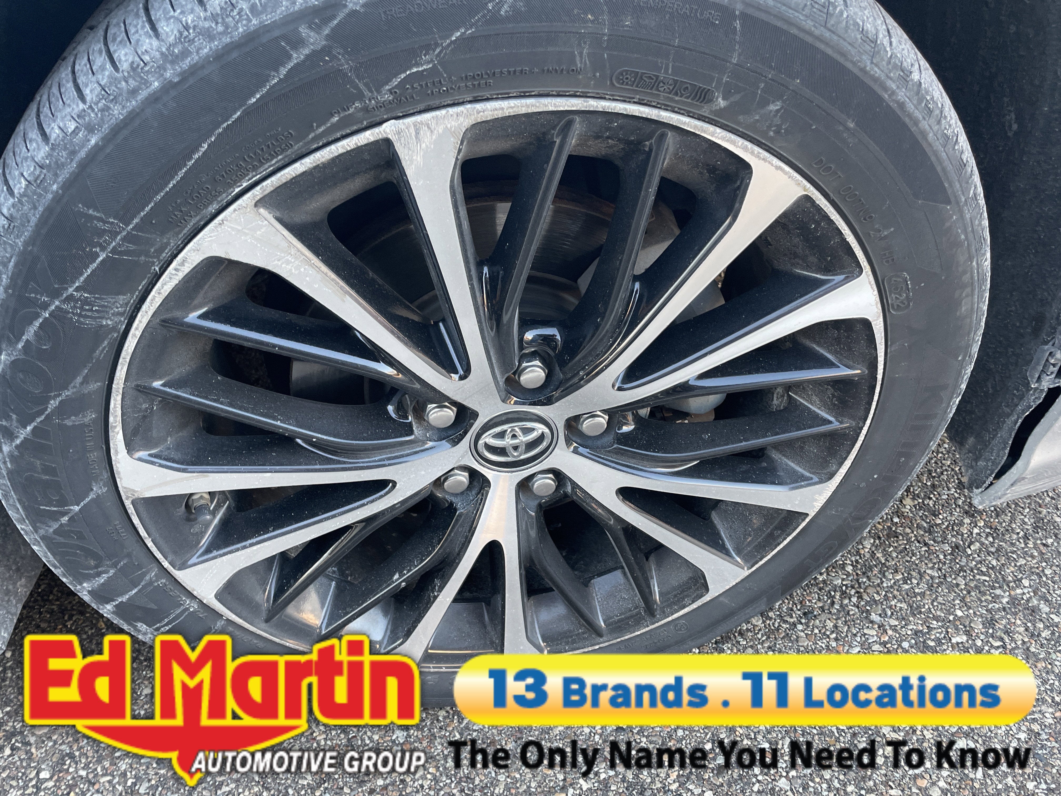 2019 Toyota Camry XLE