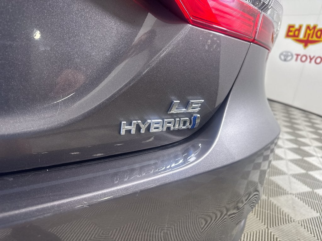 2019 Toyota Camry Hybrid LE