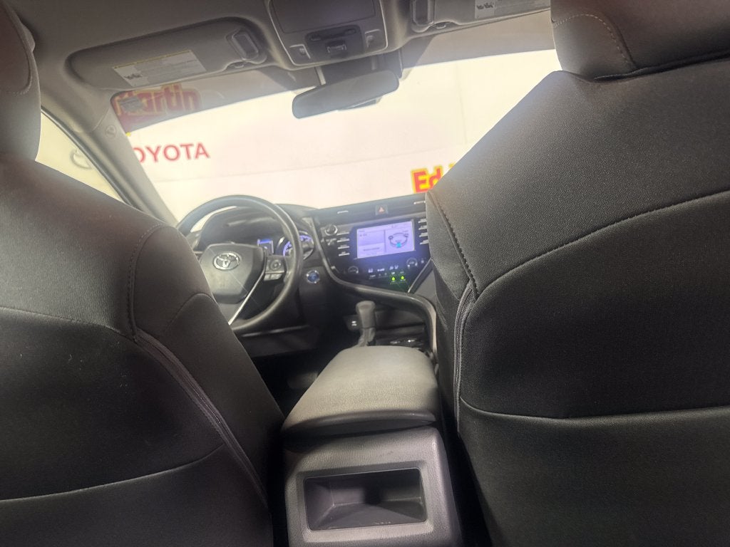 2019 Toyota Camry Hybrid LE