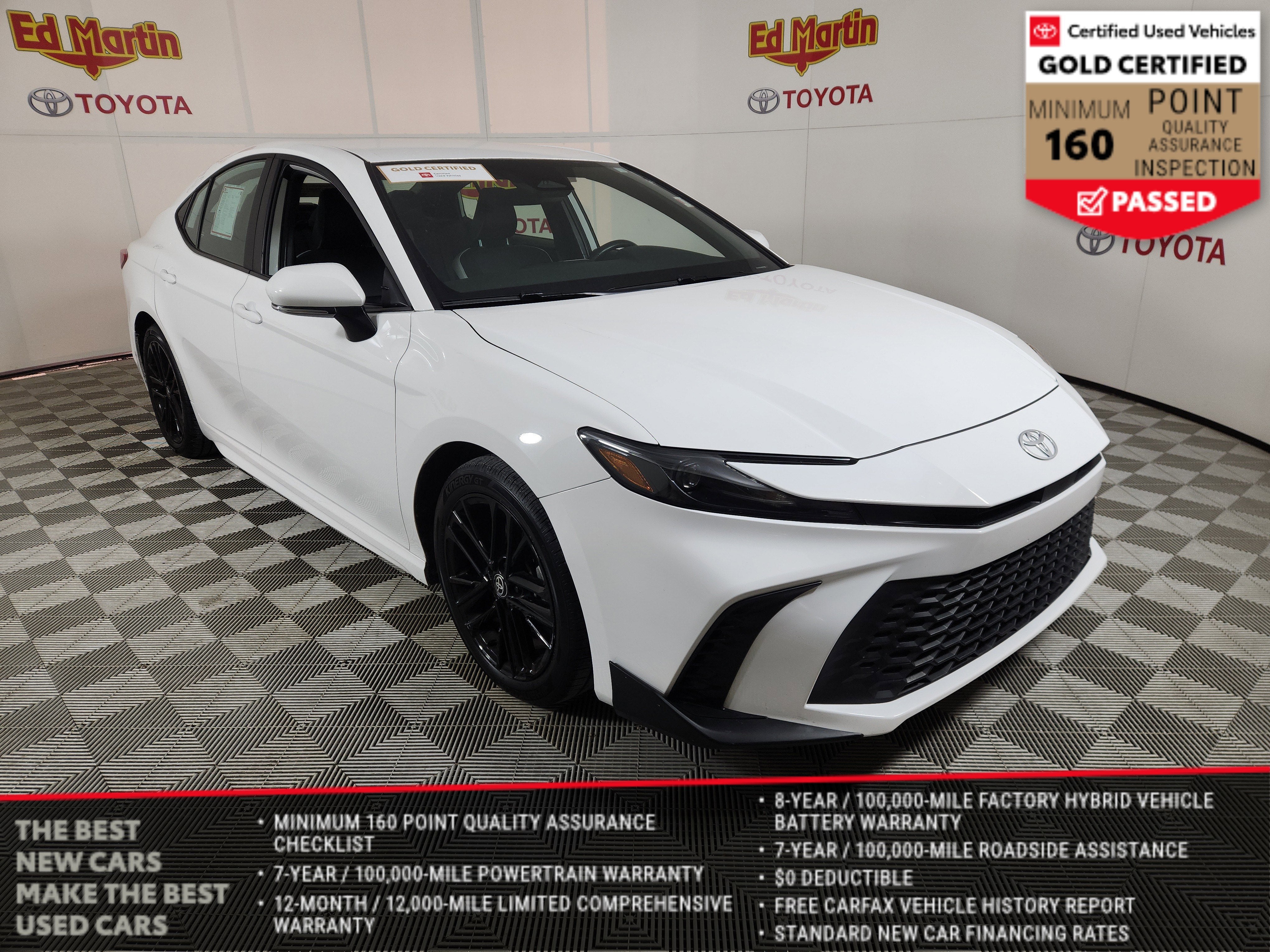 2025 Toyota Camry SE