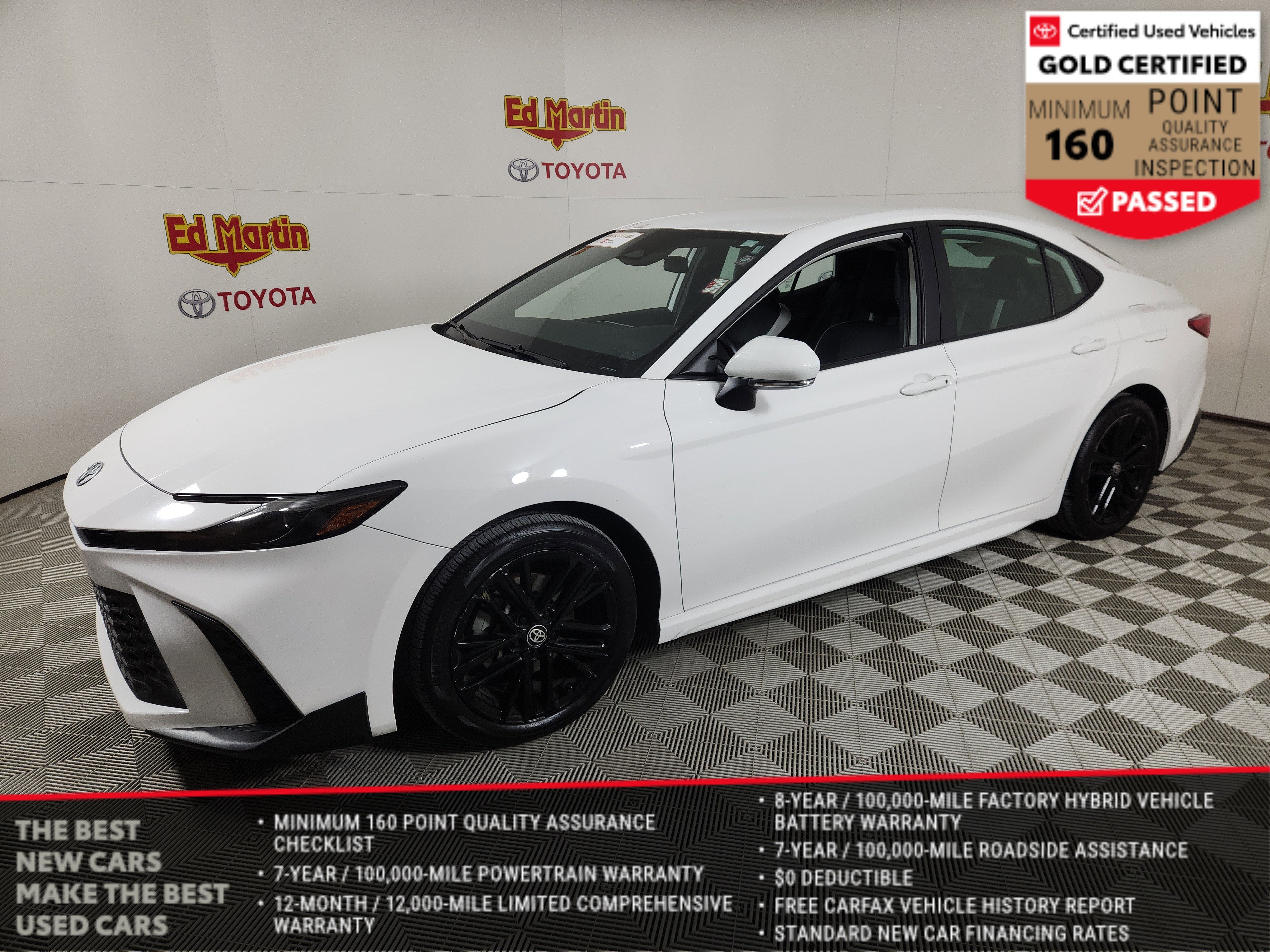 2025 Toyota Camry SE