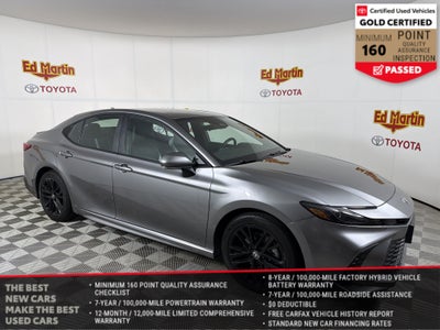 2025 Toyota Camry SE