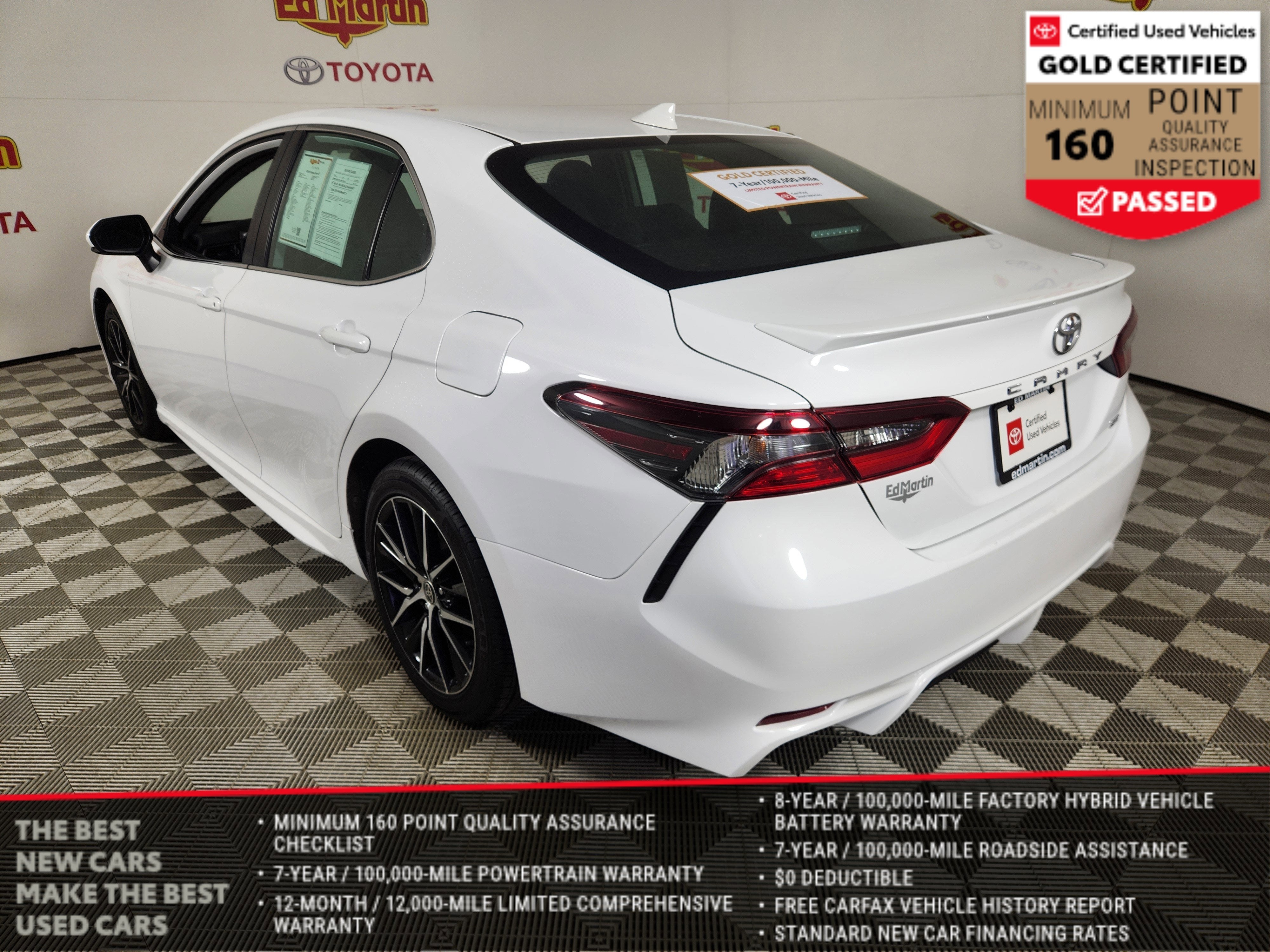 2024 Toyota Camry SE