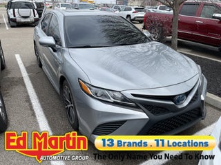 2020 Toyota Camry Hybrid SE