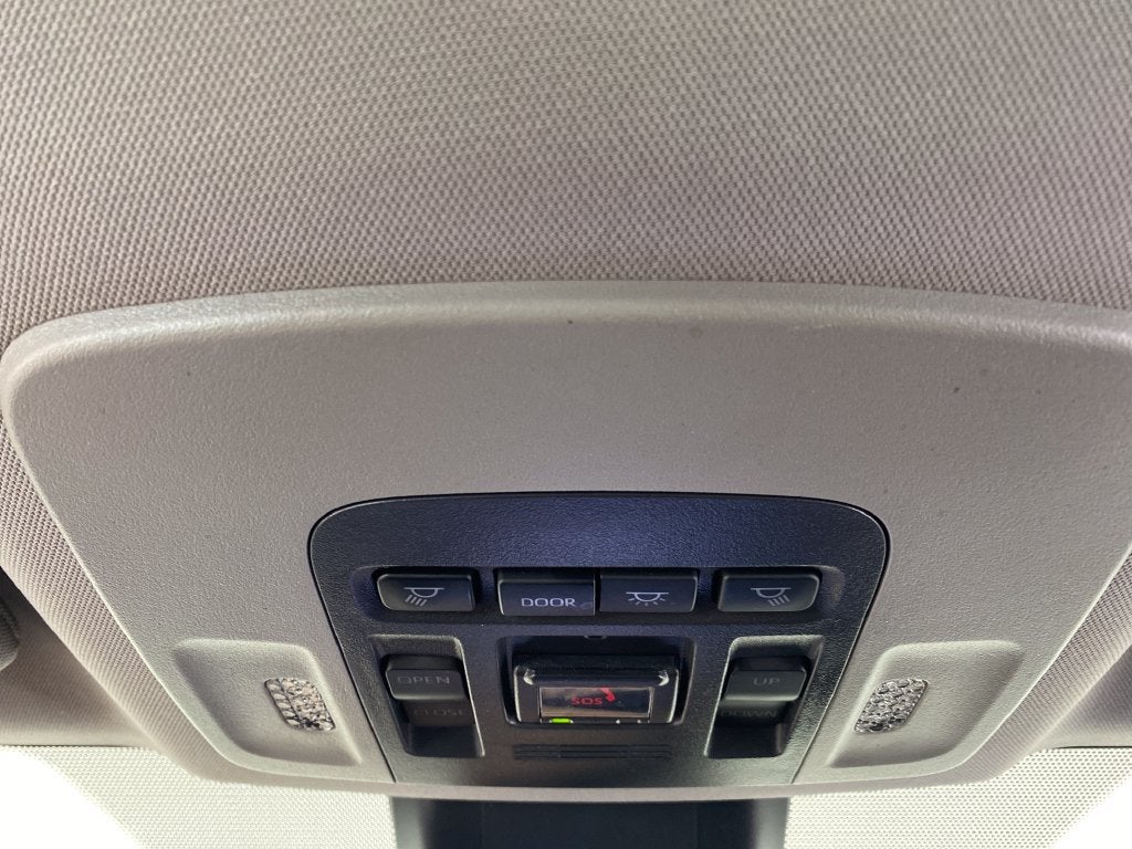 2024 Toyota Camry Hybrid XSE