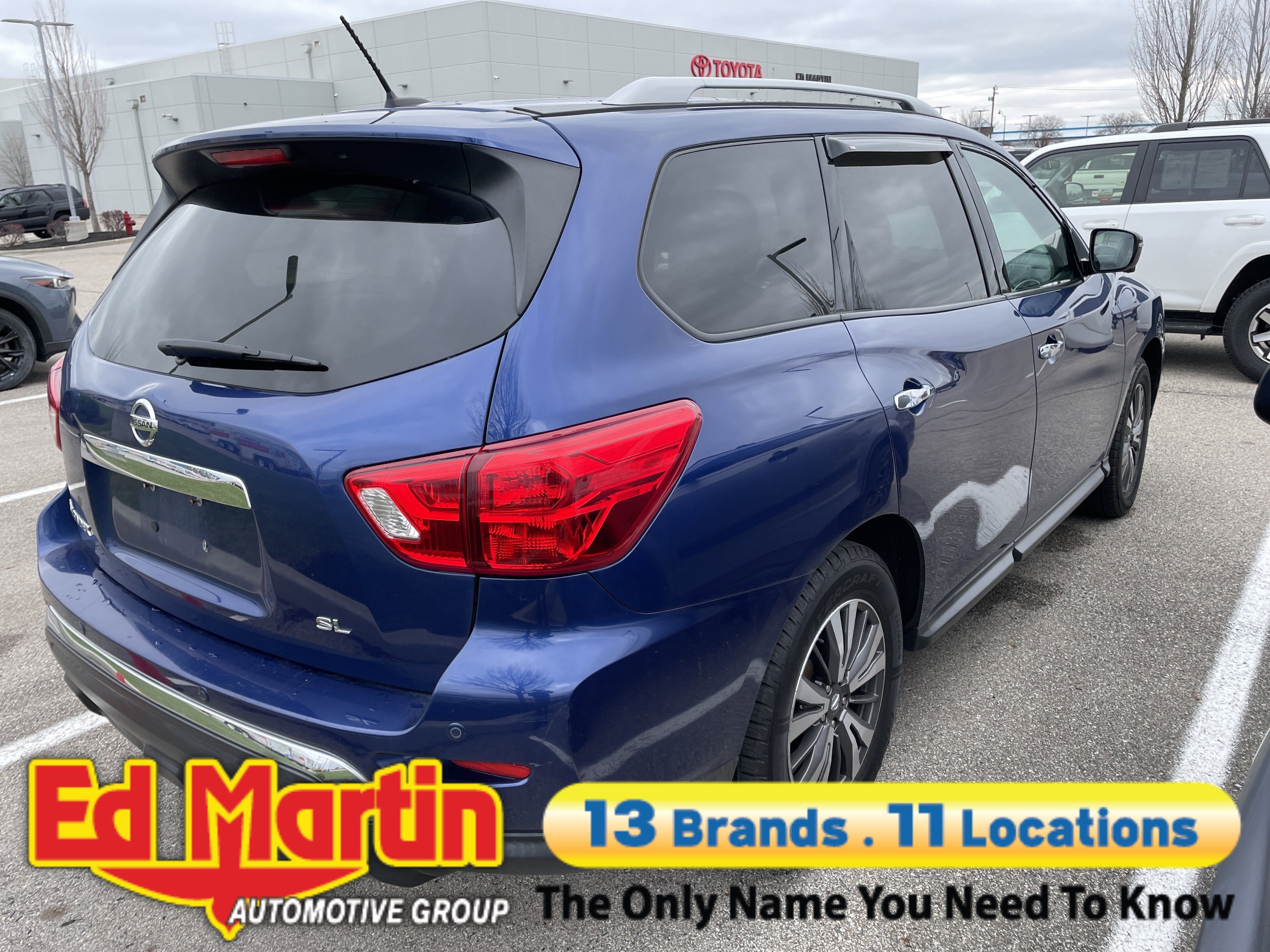 2018 Nissan Pathfinder SL