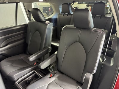 2025 Toyota Grand Highlander XLE