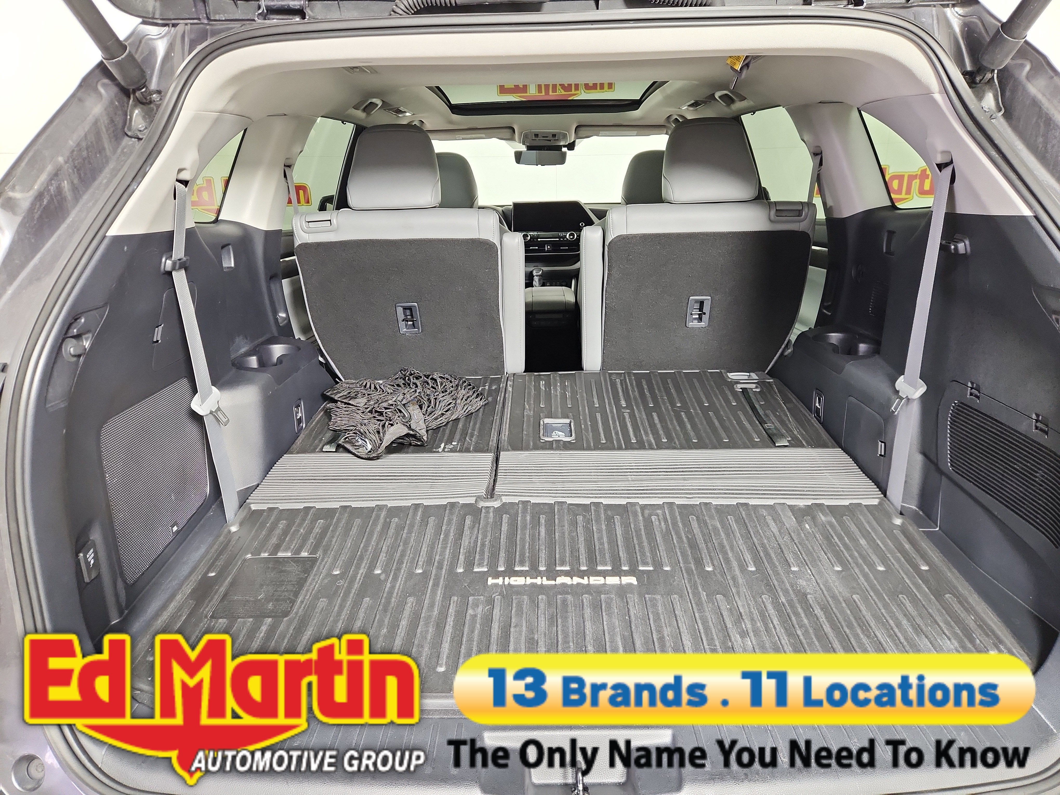 2025 Toyota Highlander Hybrid Platinum