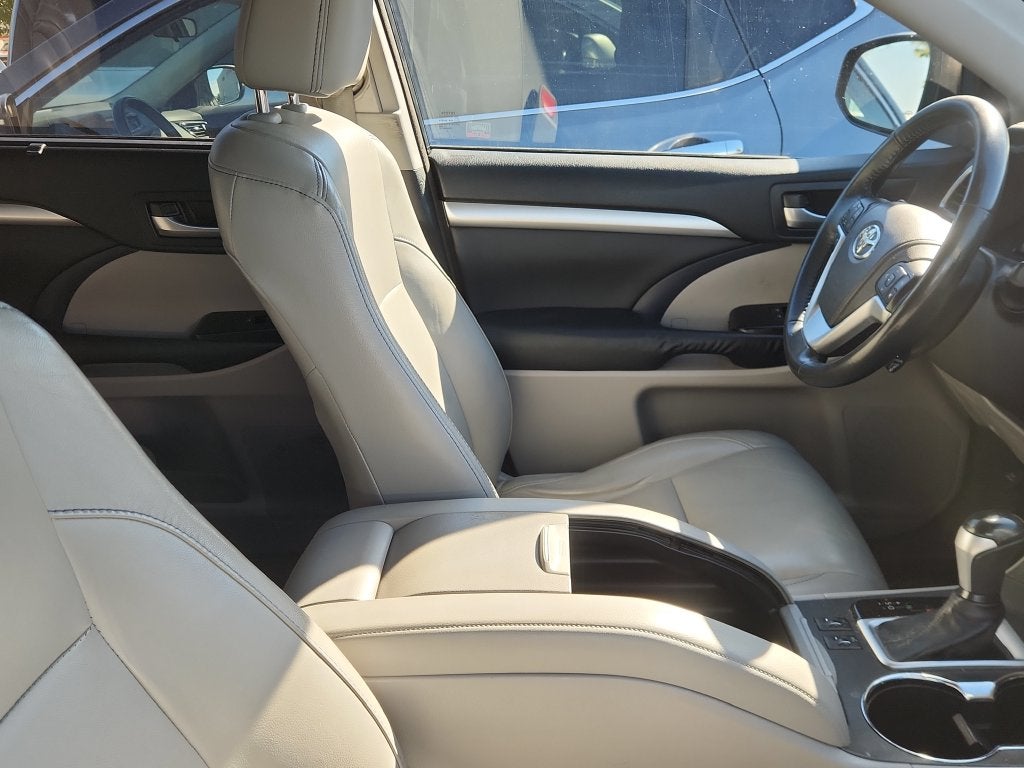 2014 Toyota Highlander XLE V6