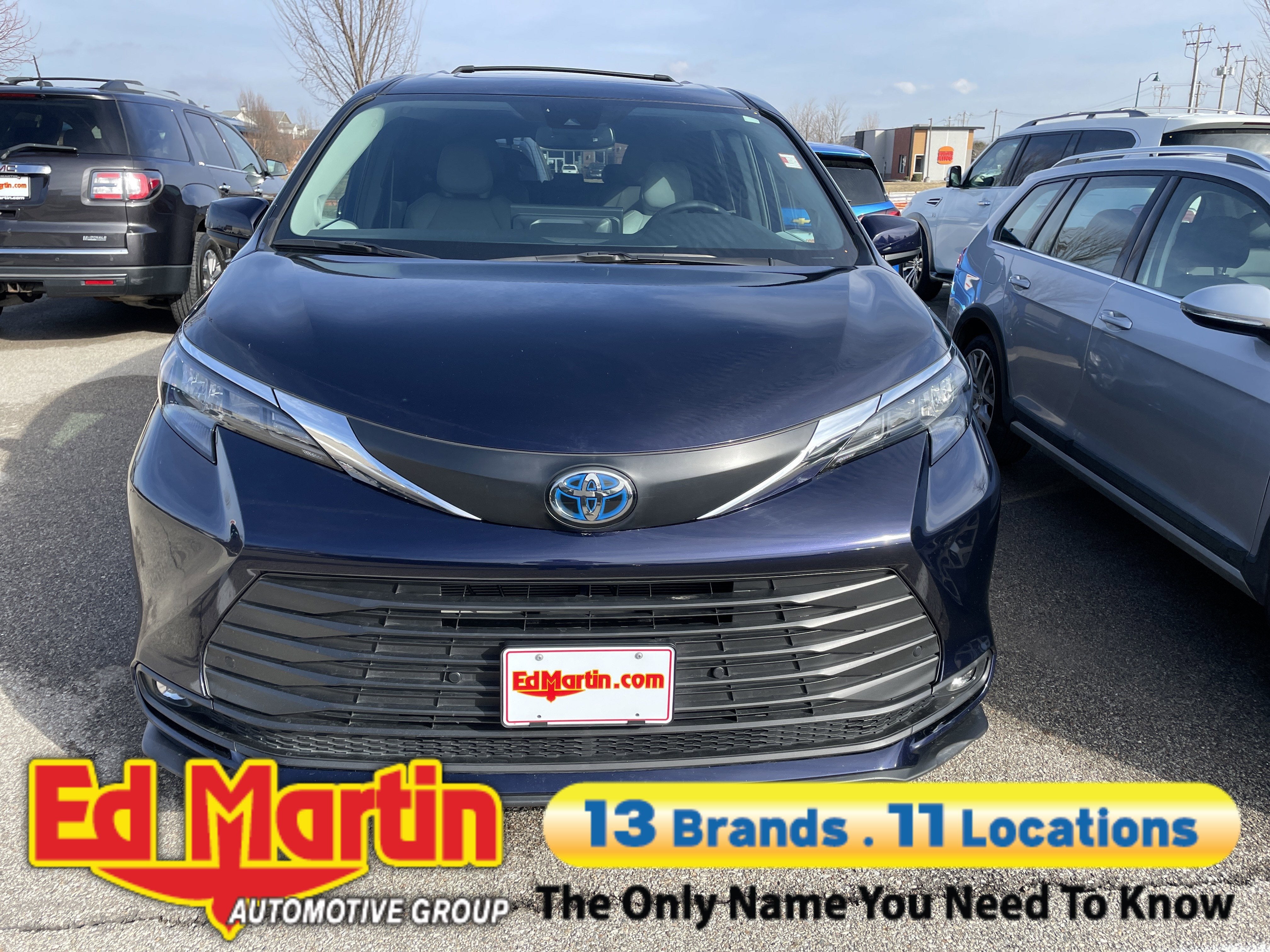 2025 Toyota Sienna XLE