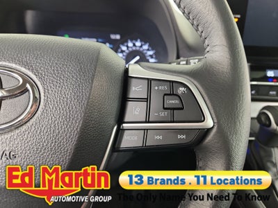 2025 Toyota Sienna XLE