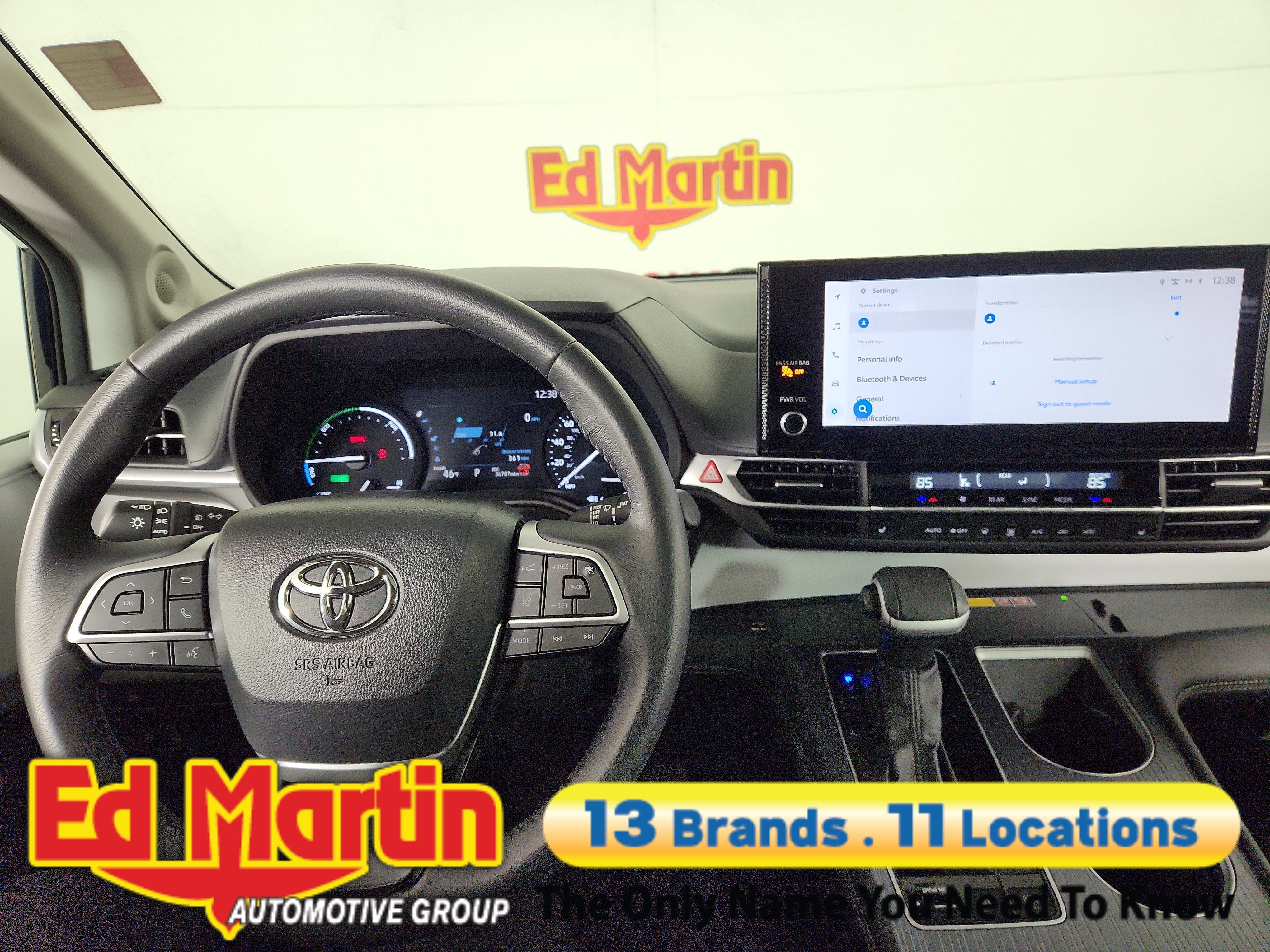 2025 Toyota Sienna XLE