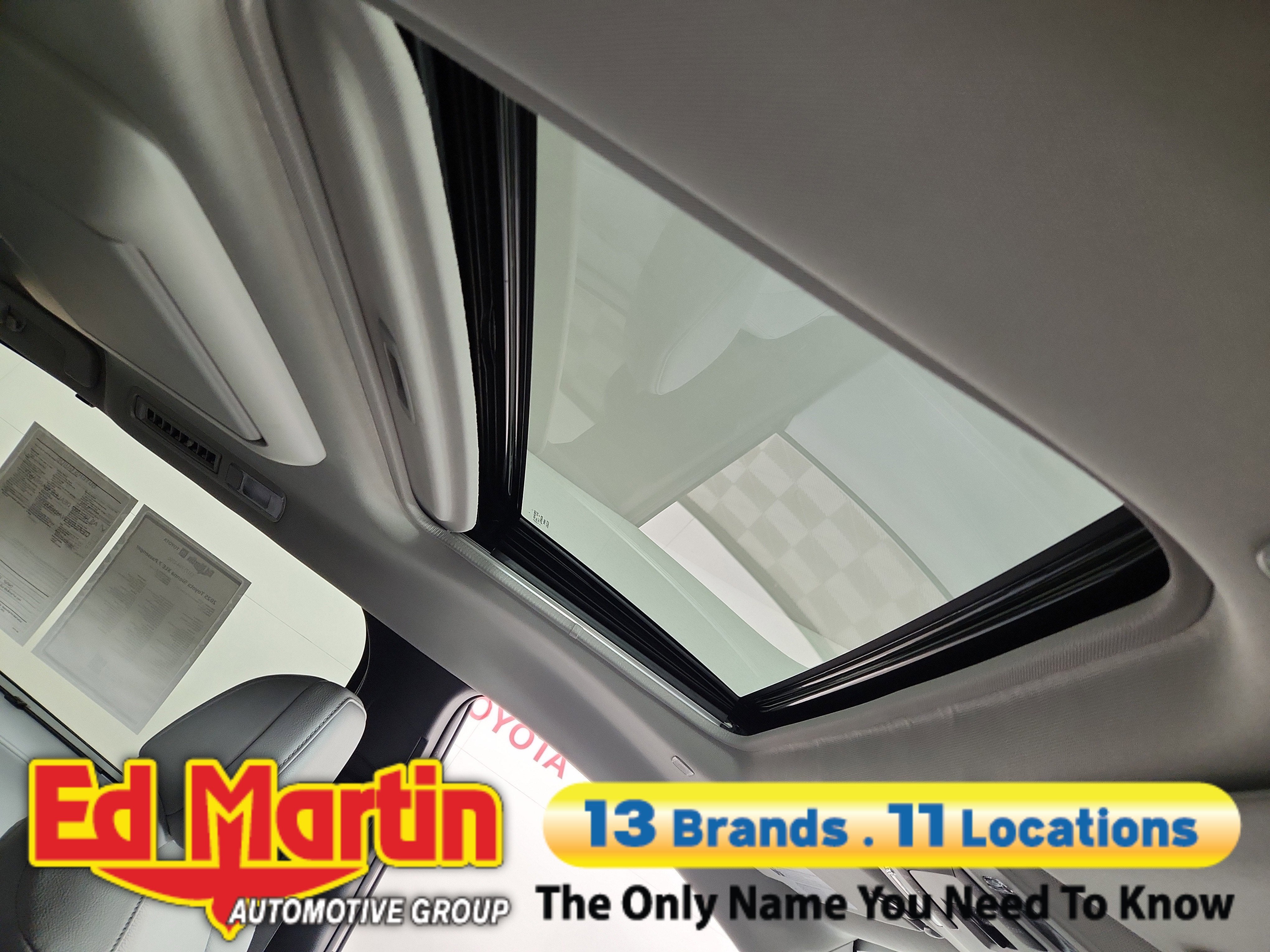 2025 Toyota Sienna XLE