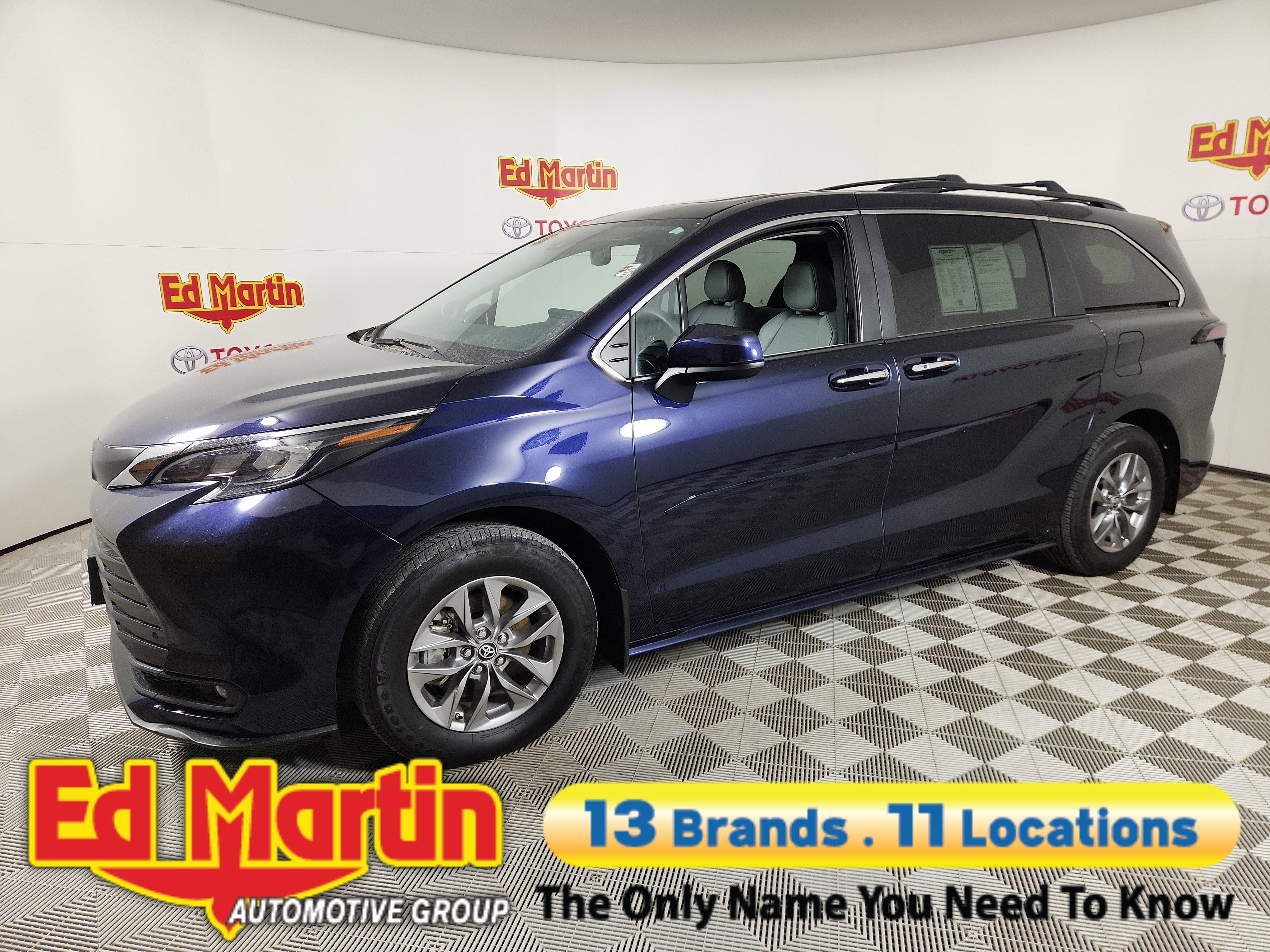 2025 Toyota Sienna XLE