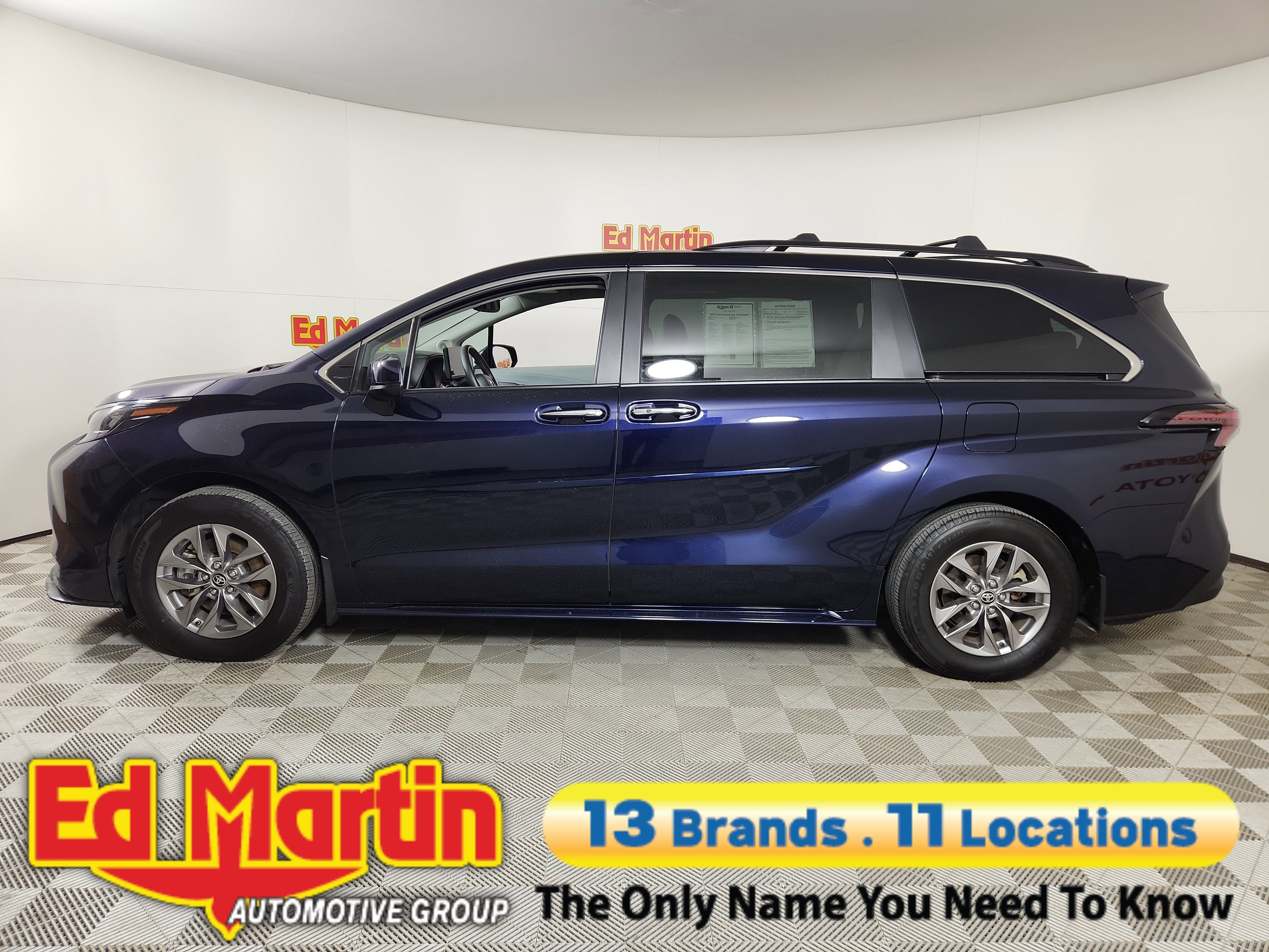 2025 Toyota Sienna XLE