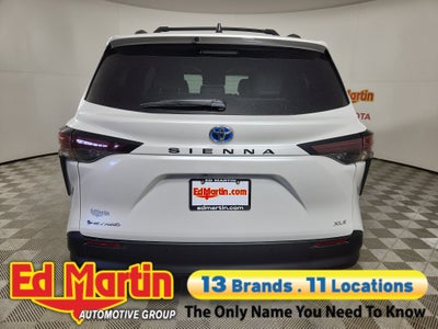 2025 Toyota Sienna XLE