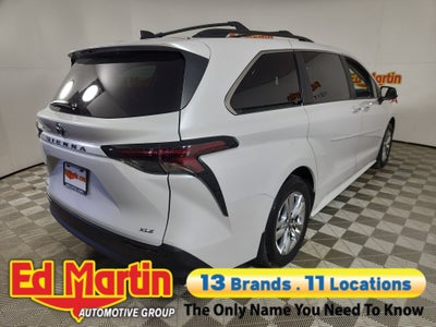 2025 Toyota Sienna XLE