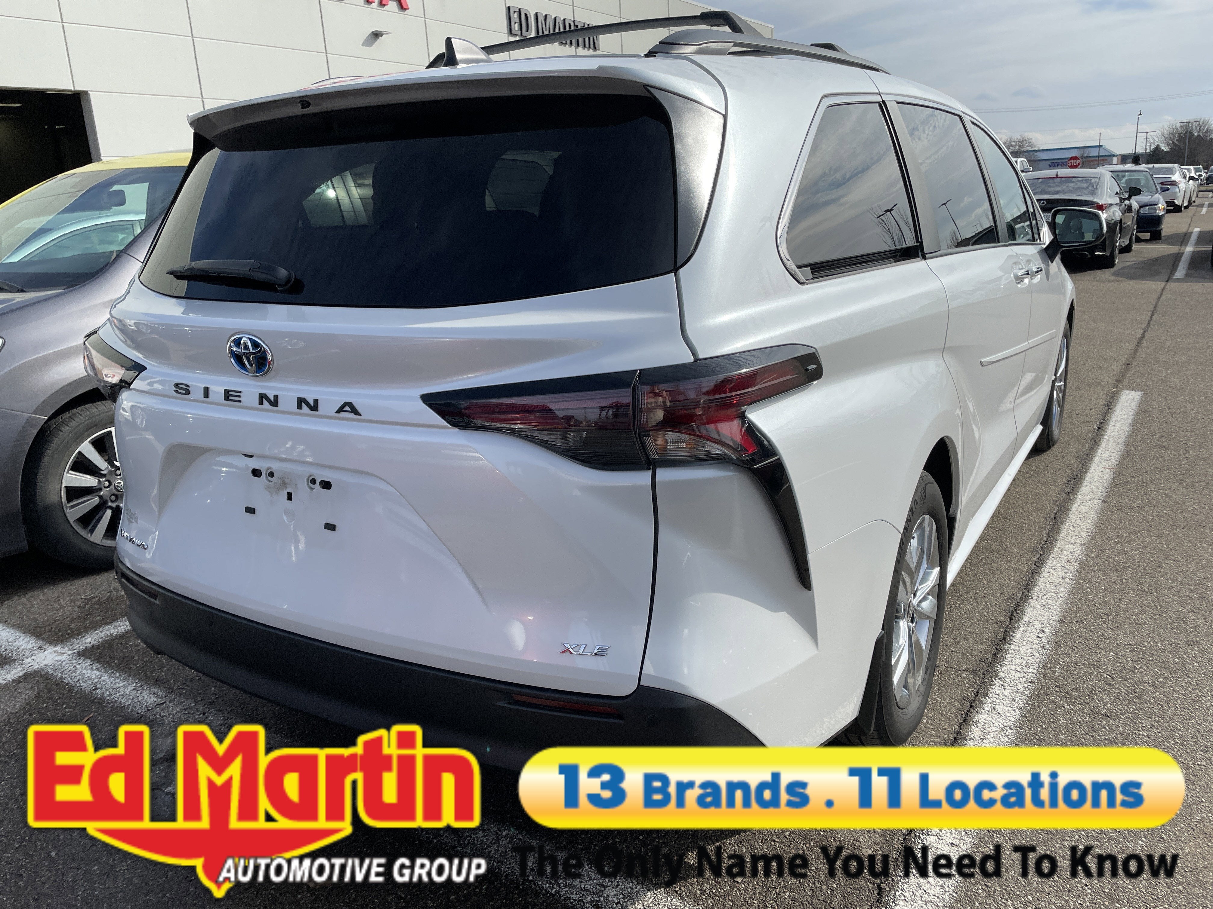 2025 Toyota Sienna XLE
