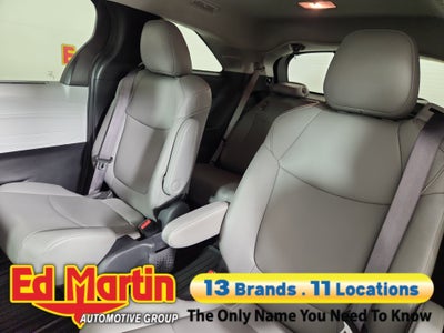 2025 Toyota Sienna XLE