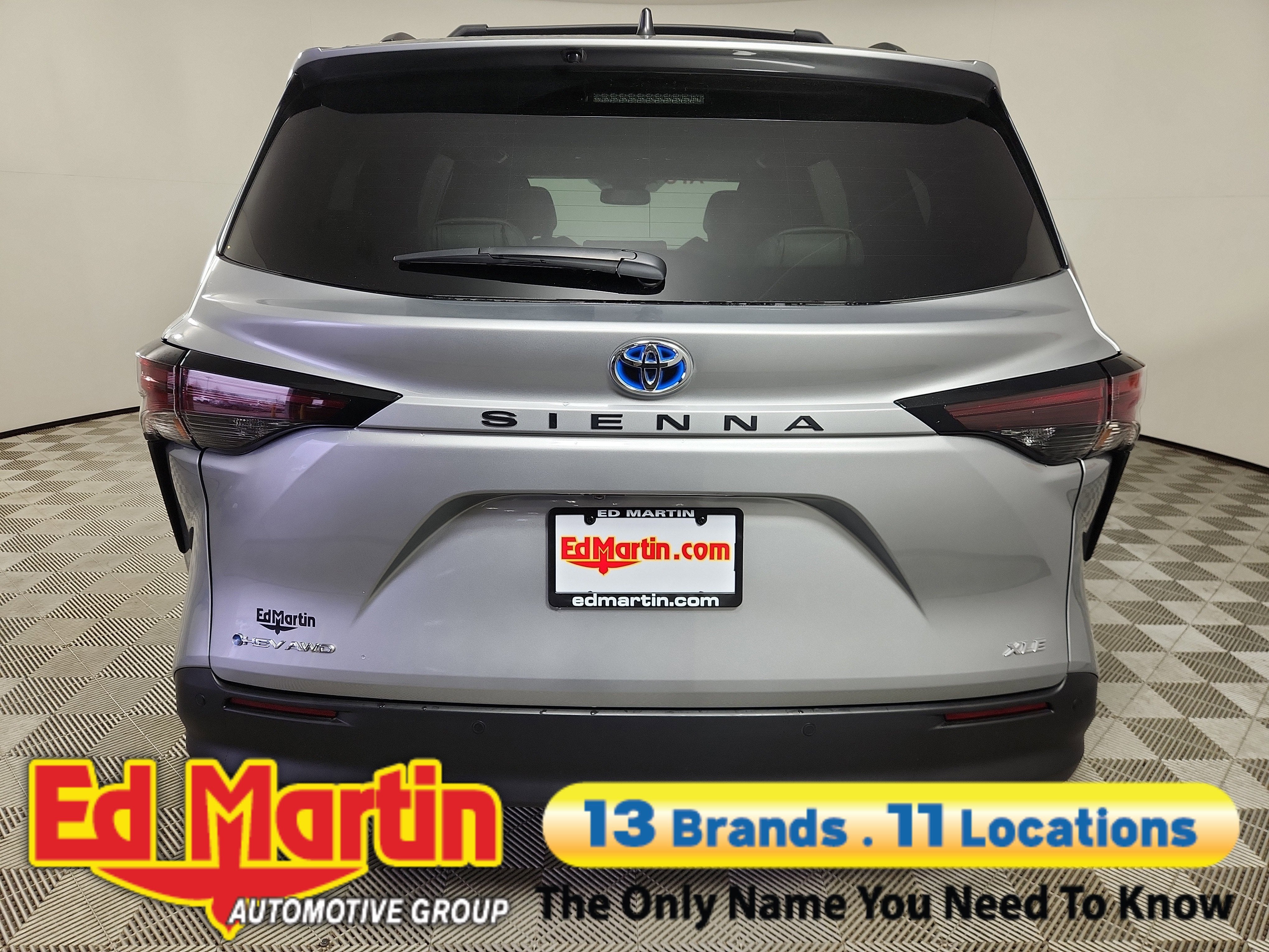 2025 Toyota Sienna XLE