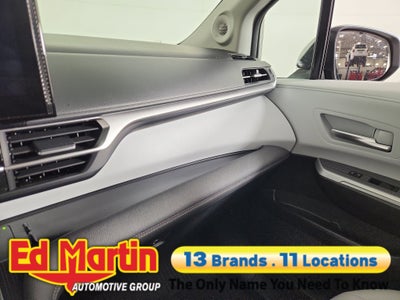 2025 Toyota Sienna XLE