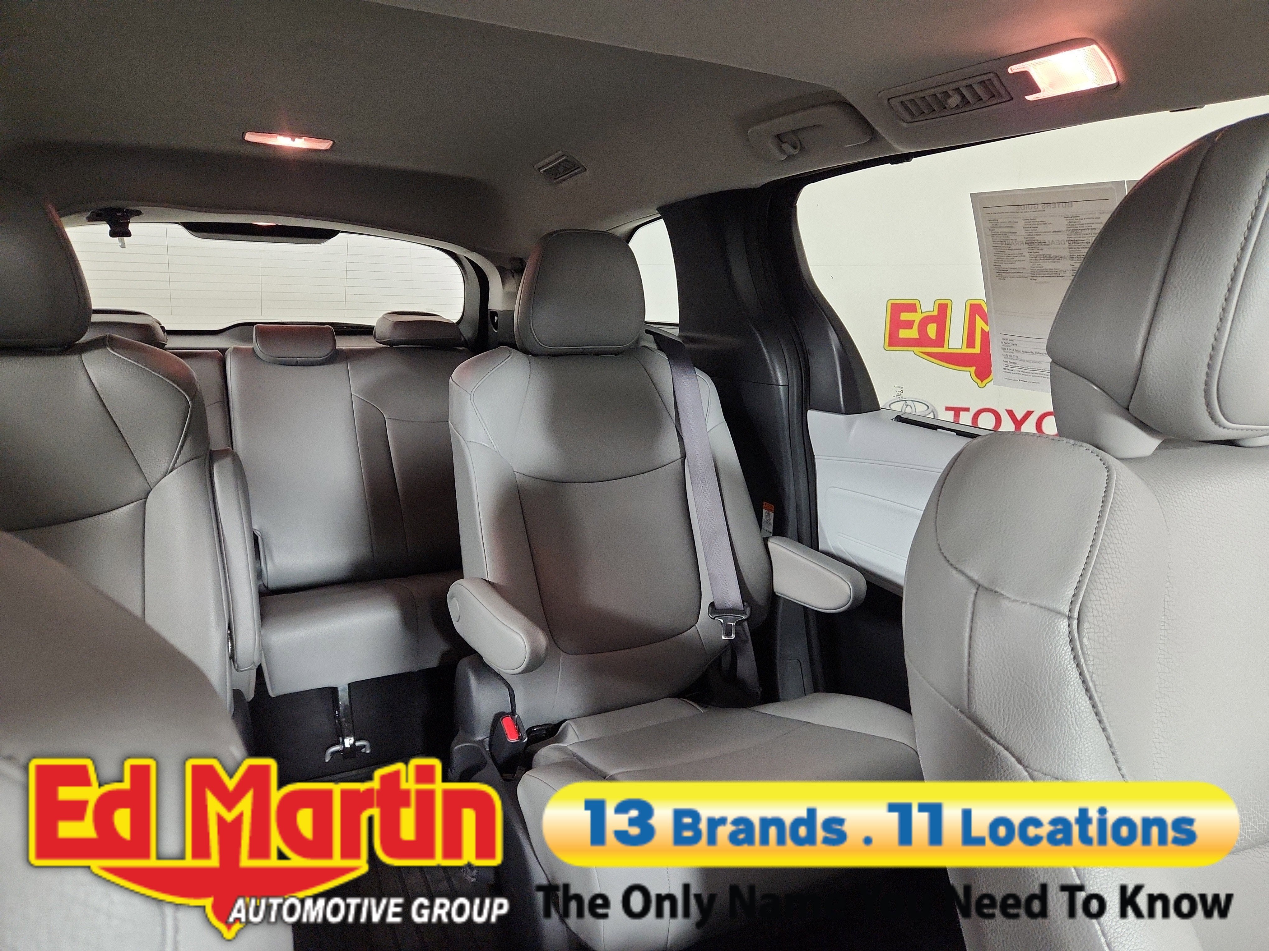 2025 Toyota Sienna XLE
