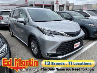 2025 Toyota Sienna XLE