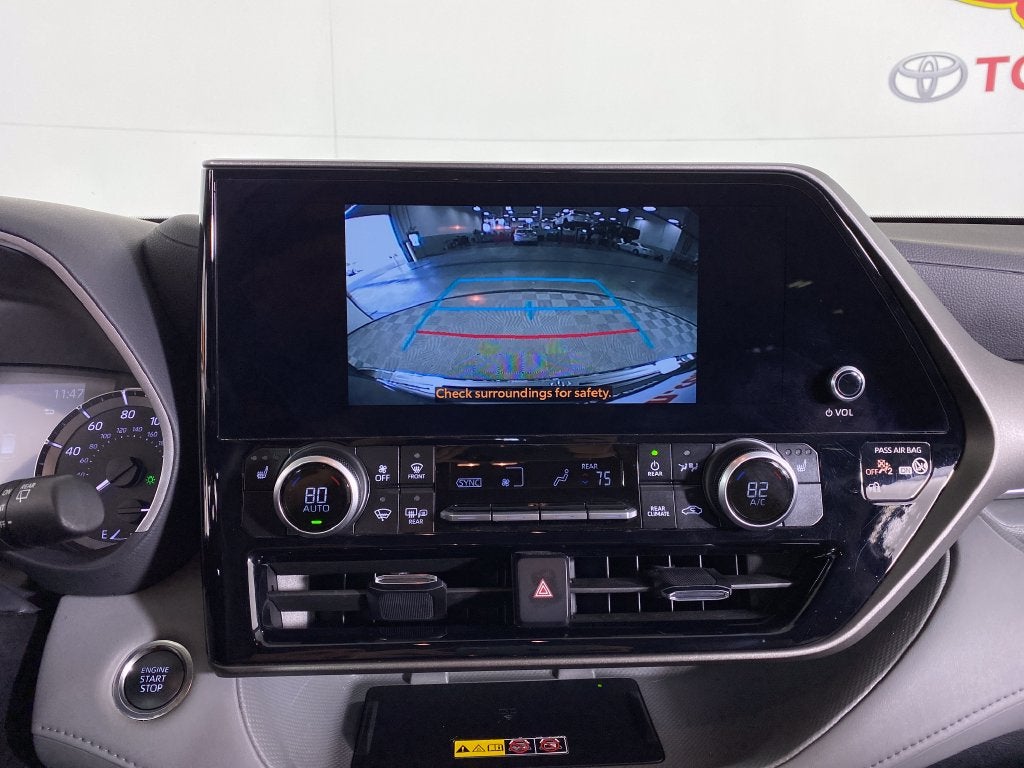 2025 Toyota Highlander XLE