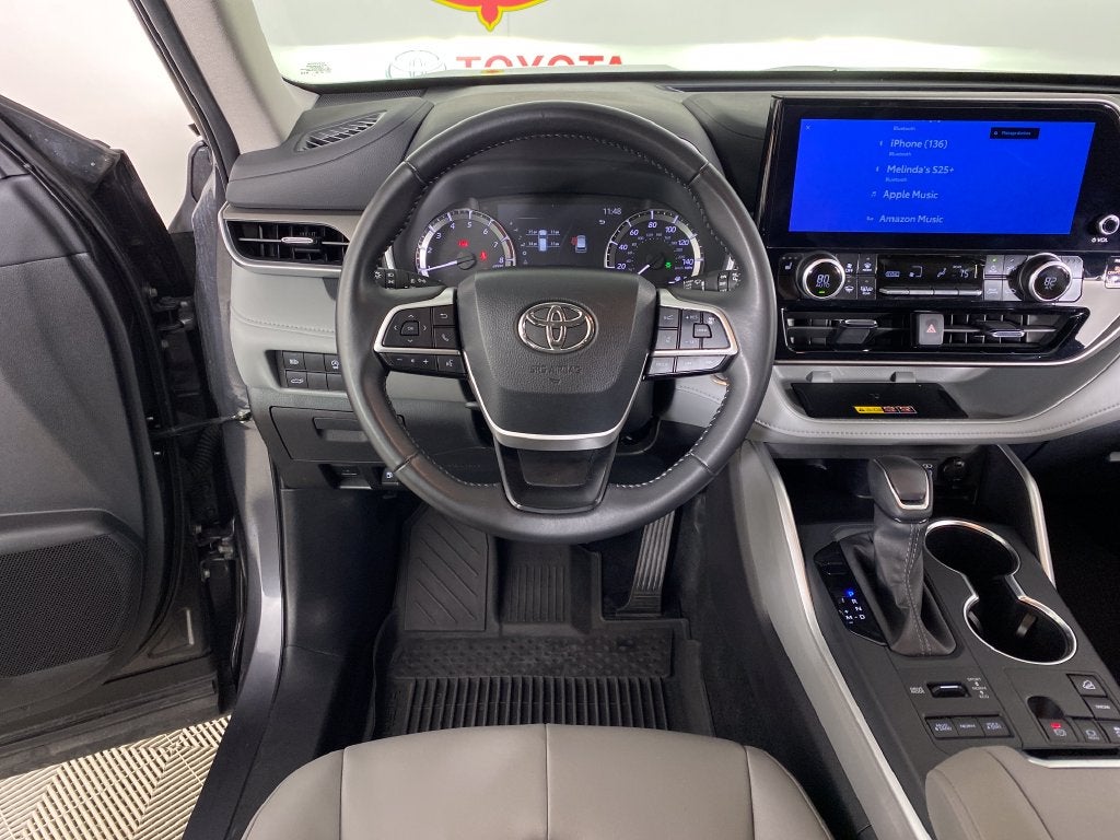 2025 Toyota Highlander XLE