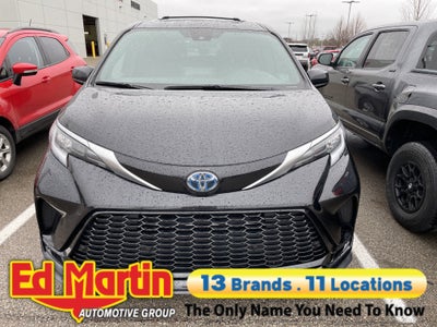 2022 Toyota Sienna XSE