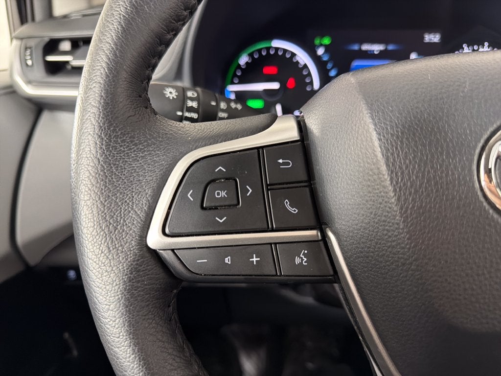 2026 Toyota Sienna XLE 8 Passenger
