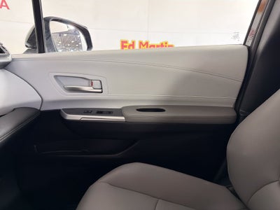 2026 Toyota Sienna XLE 8 Passenger