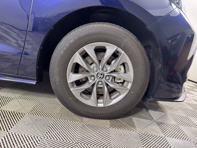 2026 Toyota Sienna XLE 8 Passenger