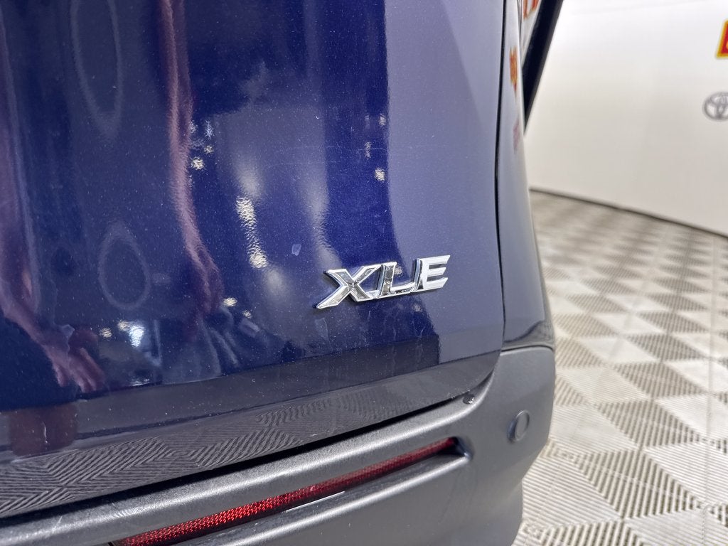 2026 Toyota Sienna XLE 8 Passenger