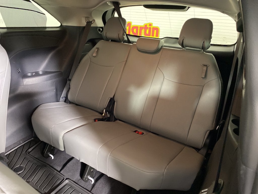 2026 Toyota Sienna XLE 8 Passenger
