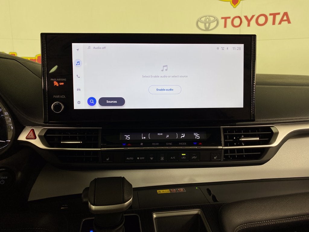 2026 Toyota Sienna XLE 8 Passenger