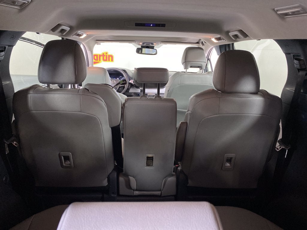 2026 Toyota Sienna XLE 8 Passenger