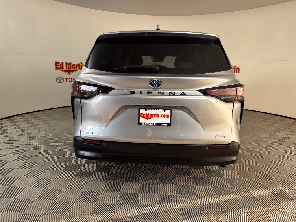 2023 Toyota Sienna XLE 7 Passenger