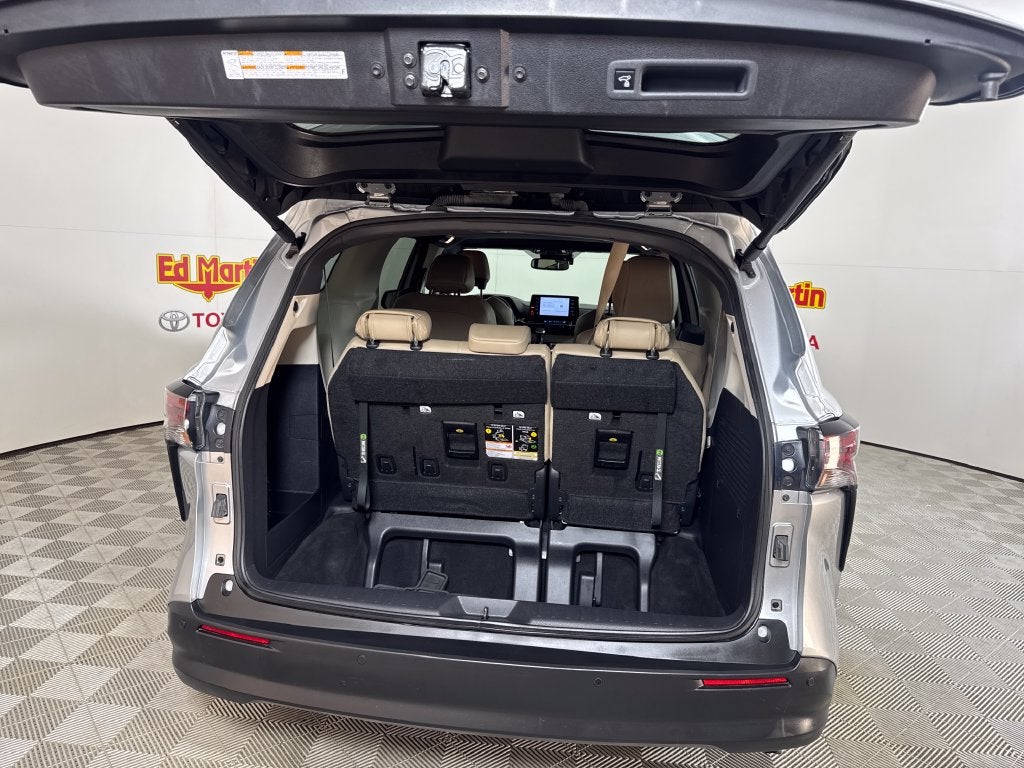 2023 Toyota Sienna XLE 7 Passenger