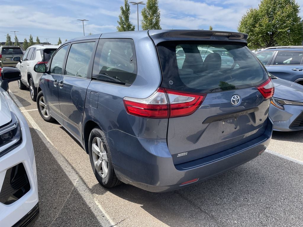 2015 Toyota Sienna L