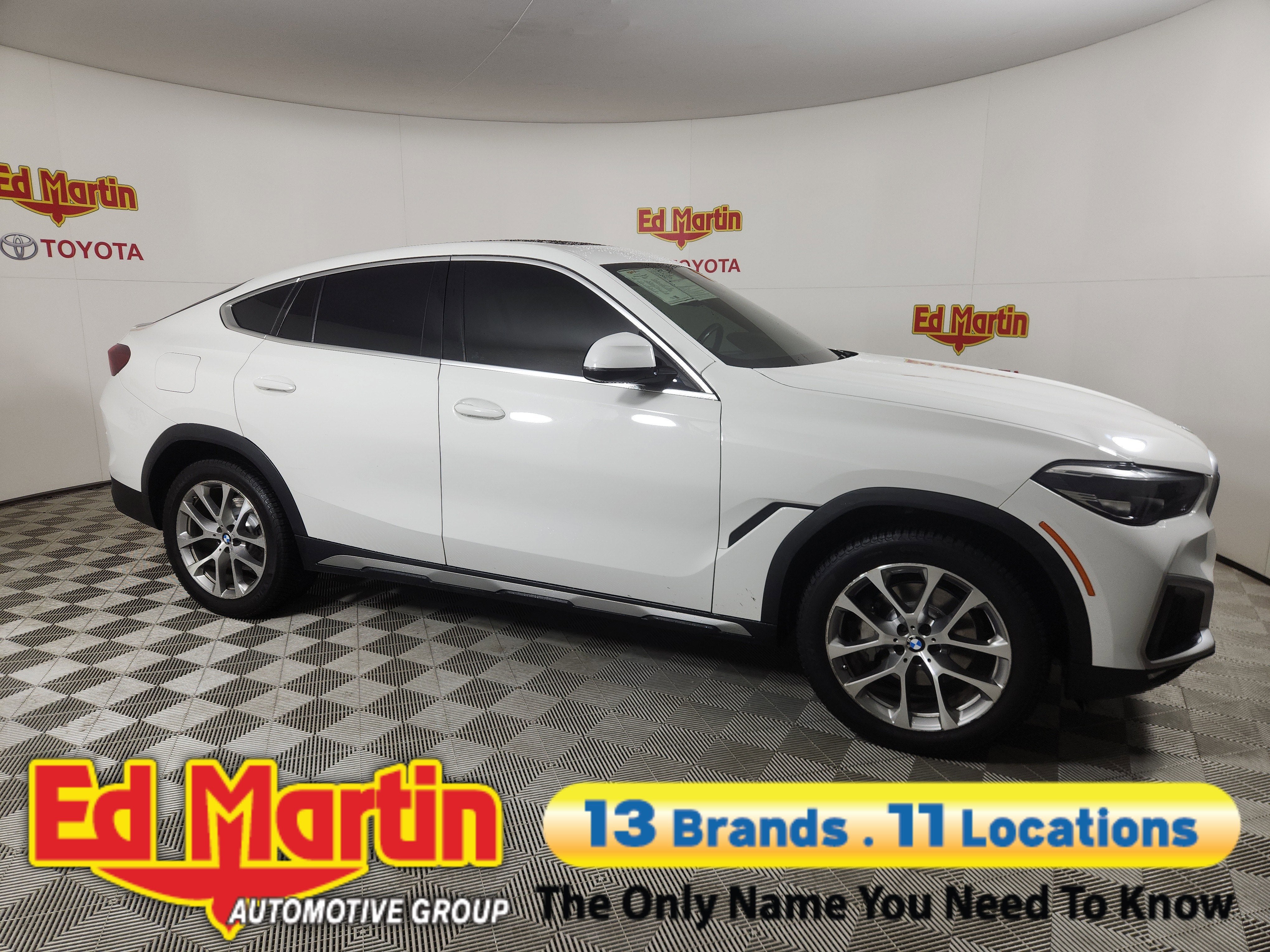 2020 BMW X6 xDrive40i's photo