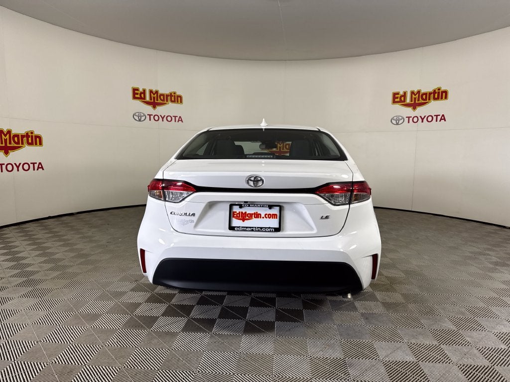 2025 Toyota Corolla LE
