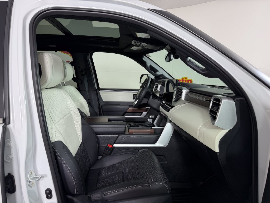 2025 Toyota Sequoia Capstone