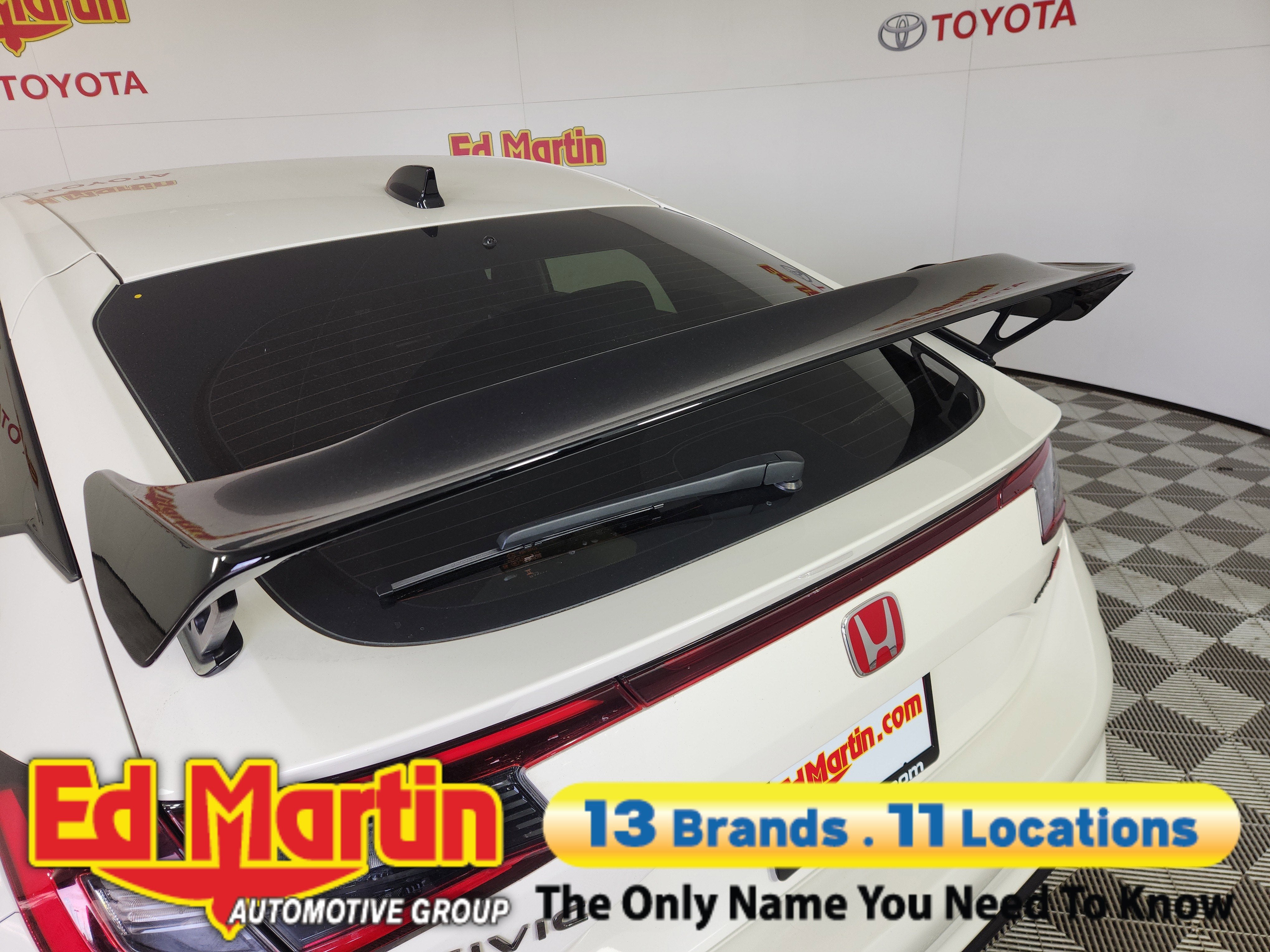 2023 Honda Civic Type R Base