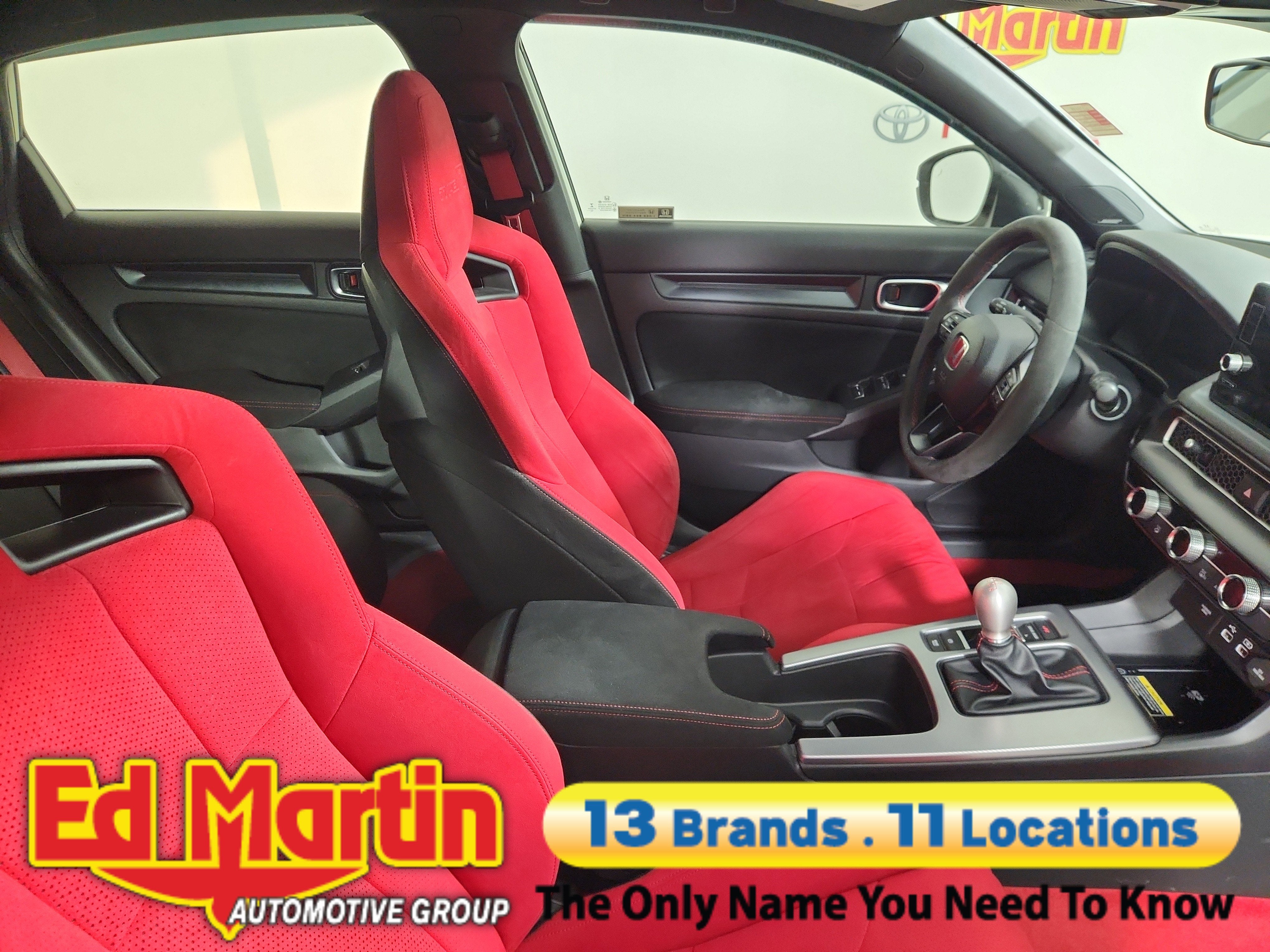 2023 Honda Civic Type R Base