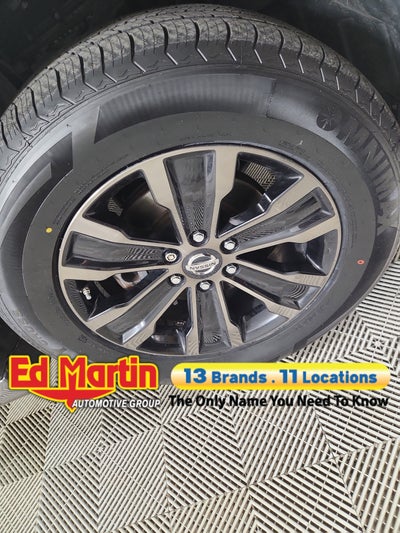 2017 Nissan Armada Platinum