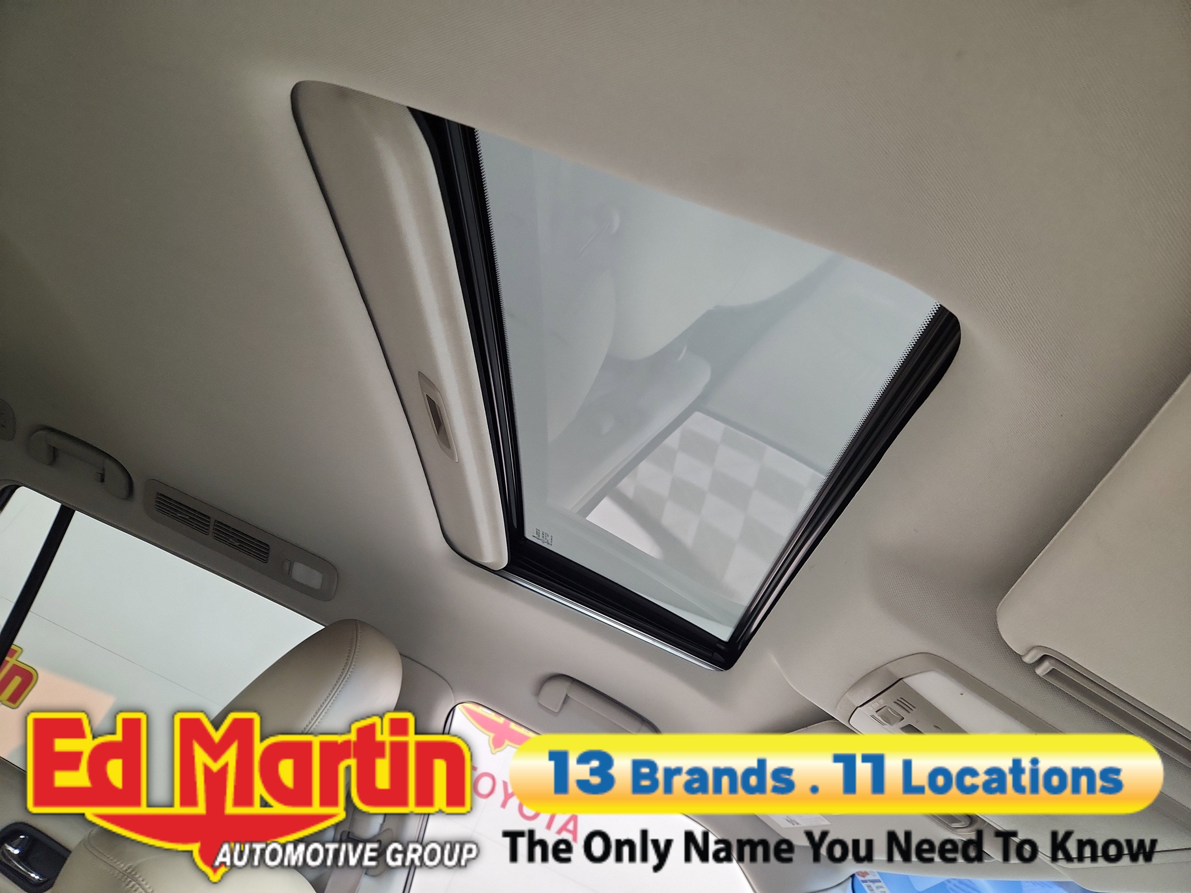 2017 Nissan Armada SL