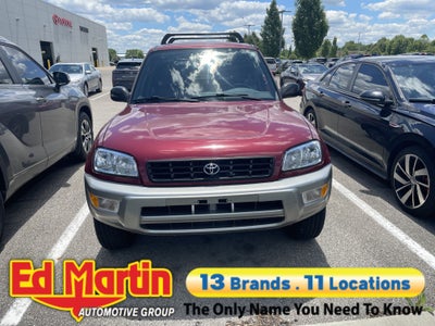 2000 Toyota RAV4 Base