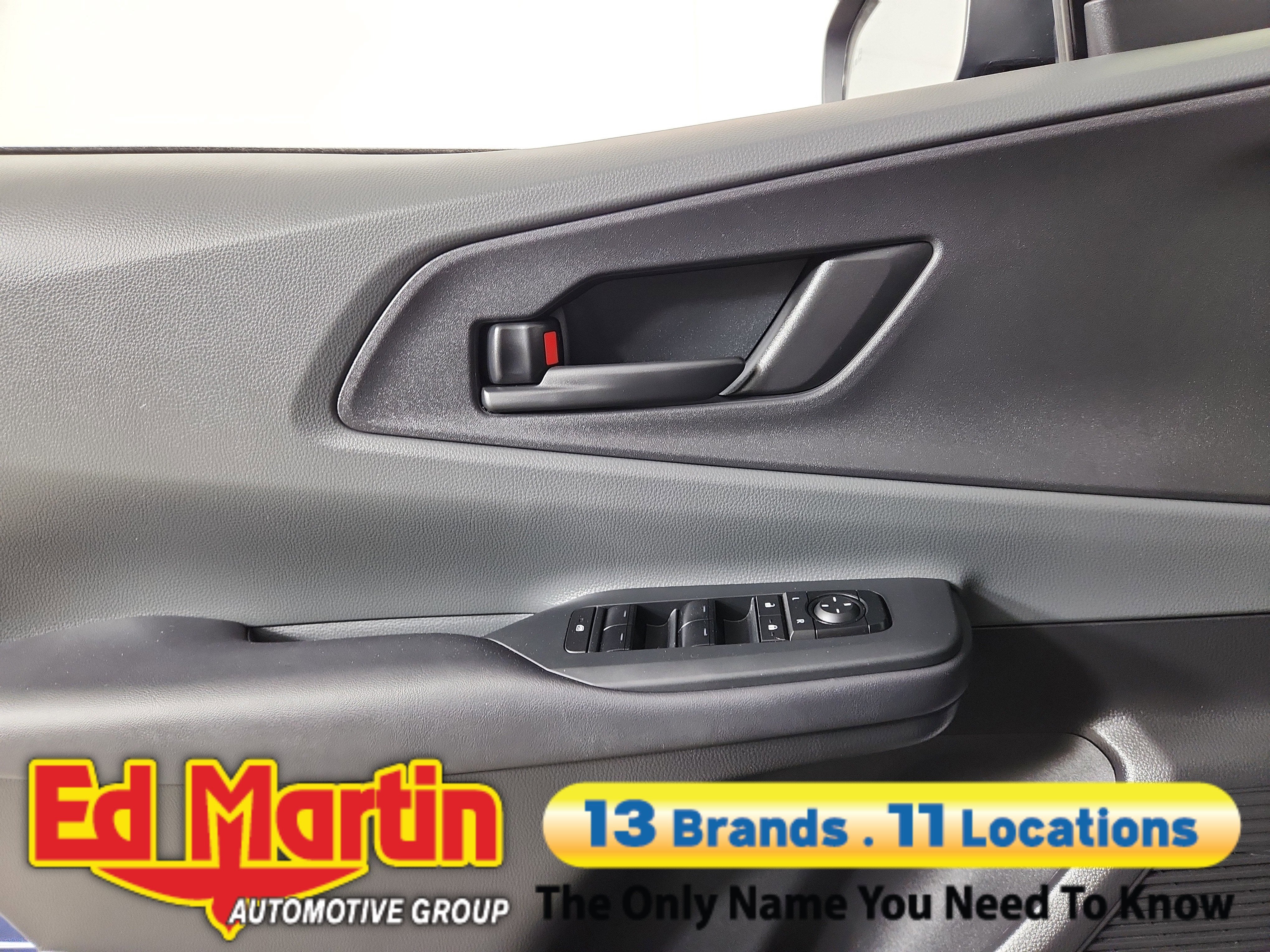 2023 Toyota Prius LE